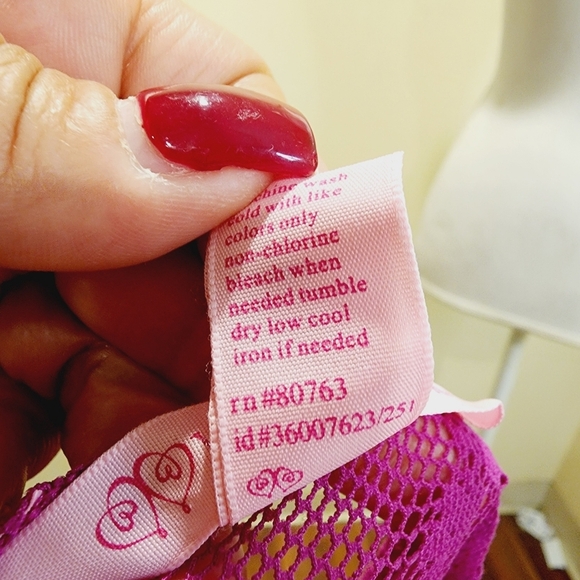 Victoria's Secret magenta lace slip lengerie size S - Picture 6 of 9